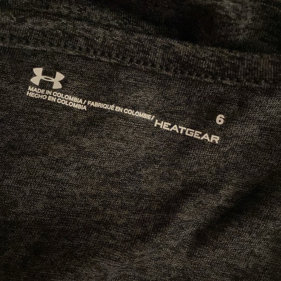 ♦️NWT under Armour Girl Boss Tee girl Sz 6 - Picture 3 of 3